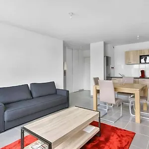 Appartement Le Lamartine - T3 Dans Un Parc, Frouzins